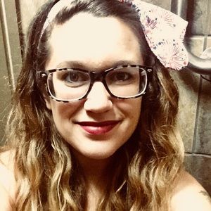 Meet your Posher, Jessica